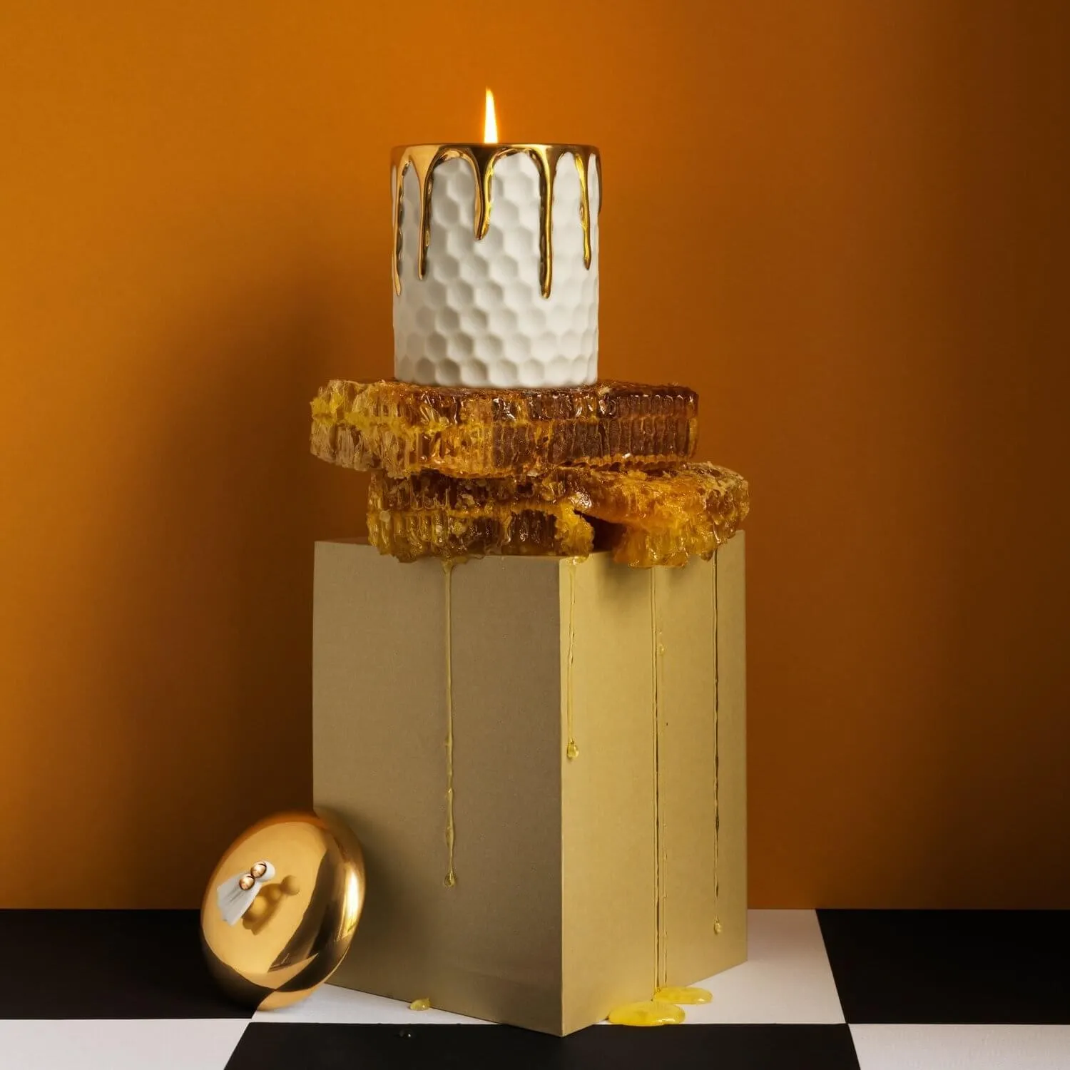 Lumanare parfumata L'Objet Beehive