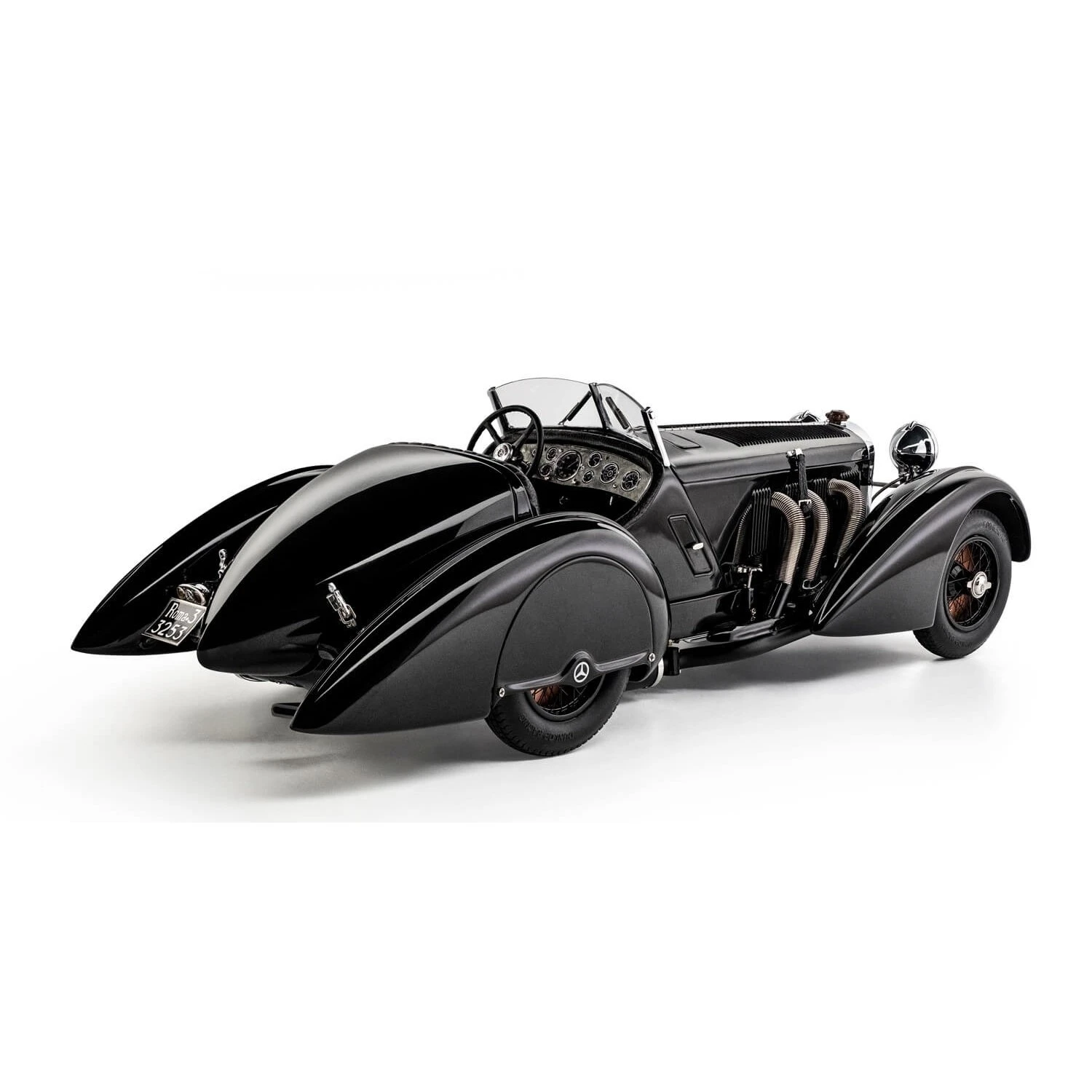 Macheta 1:18 Mercedes-Benz SSK Trossi 1932 “Black Prince”