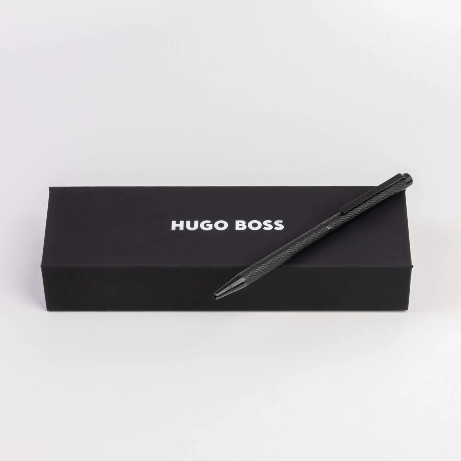 Pix Hugo Boss Cloud