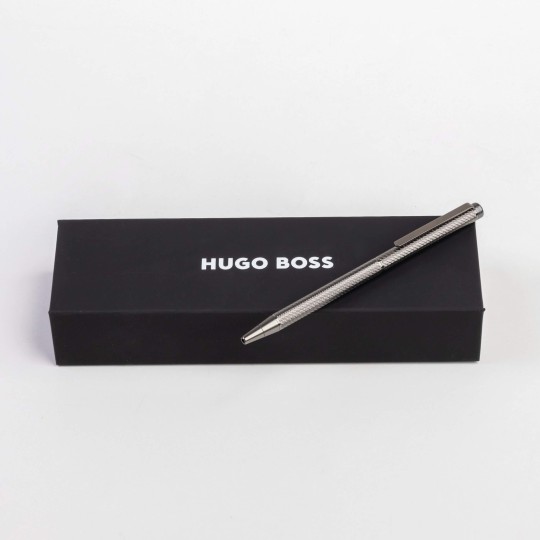 Pix Hugo Boss Cloud Gun