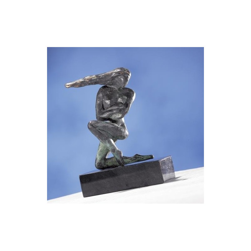 Statueta bronz "Protectie"