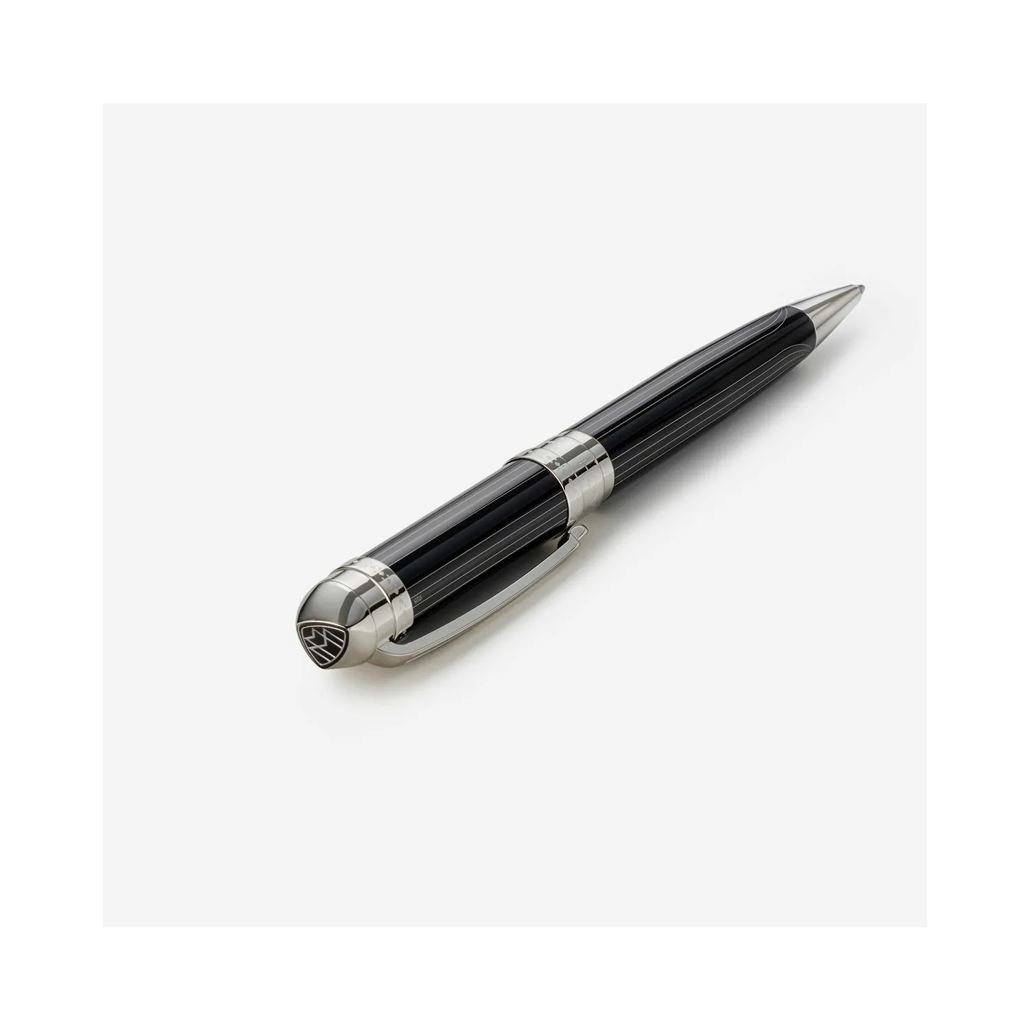 Pix Maybach THE PEAK I Lustrous Midnight Platinum