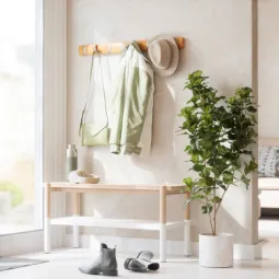 Cuier cu 8 carlige rabatabile Umbra Flip natural