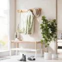 Cuier cu 8 carlige rabatabile Umbra Flip natural