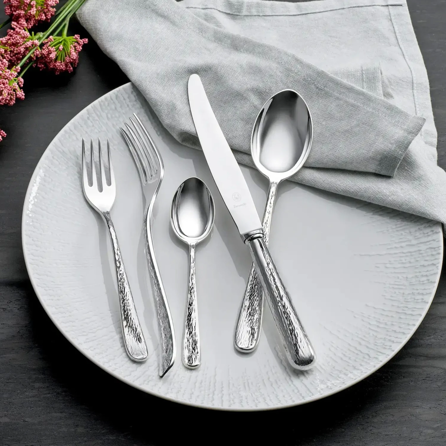 Set 60 tacamuri argint masiv 925 Svedese Hammered