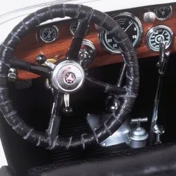Macheta 1:18 Mercedes-Benz SSKL 1931