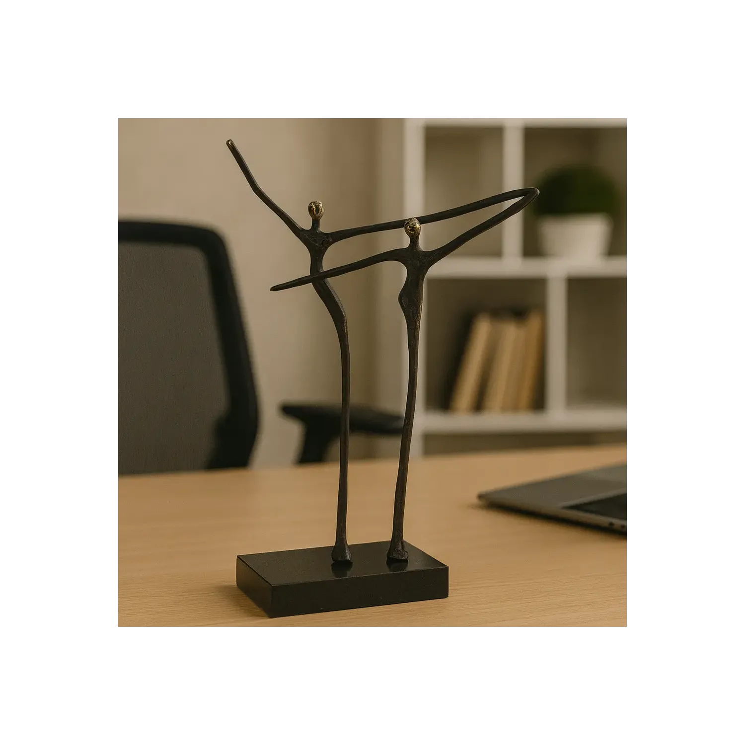 Statueta bronz "Asociere"