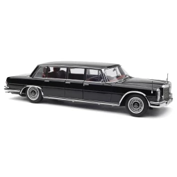 Macheta Mercedes-Benz 600 Pullman Limousine 1:18