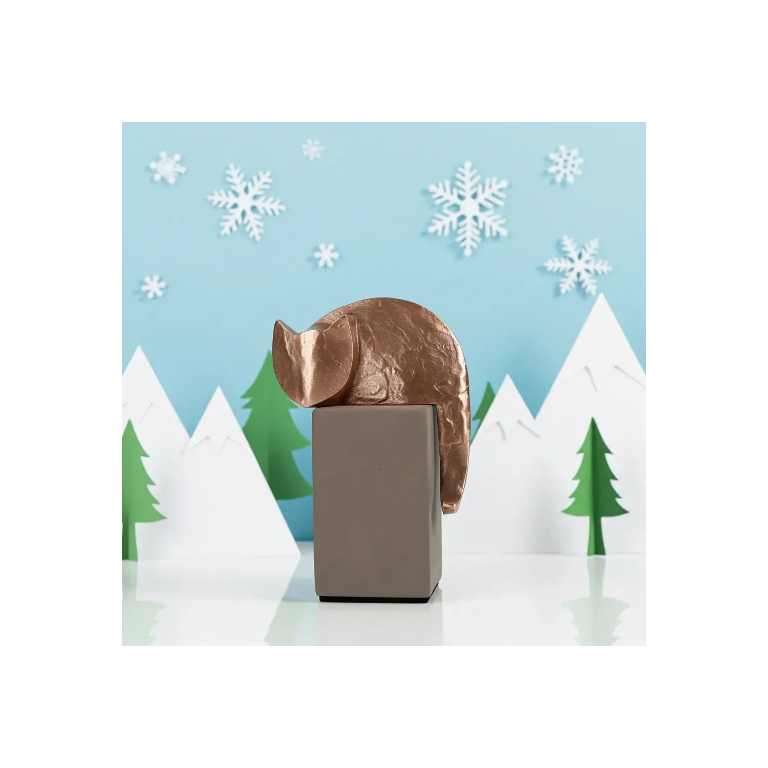 Statueta bronz si beton "Motan"