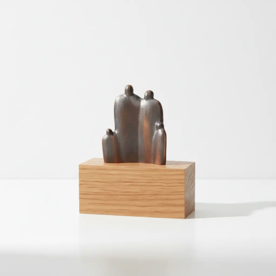Statueta bronz "Familia mea"