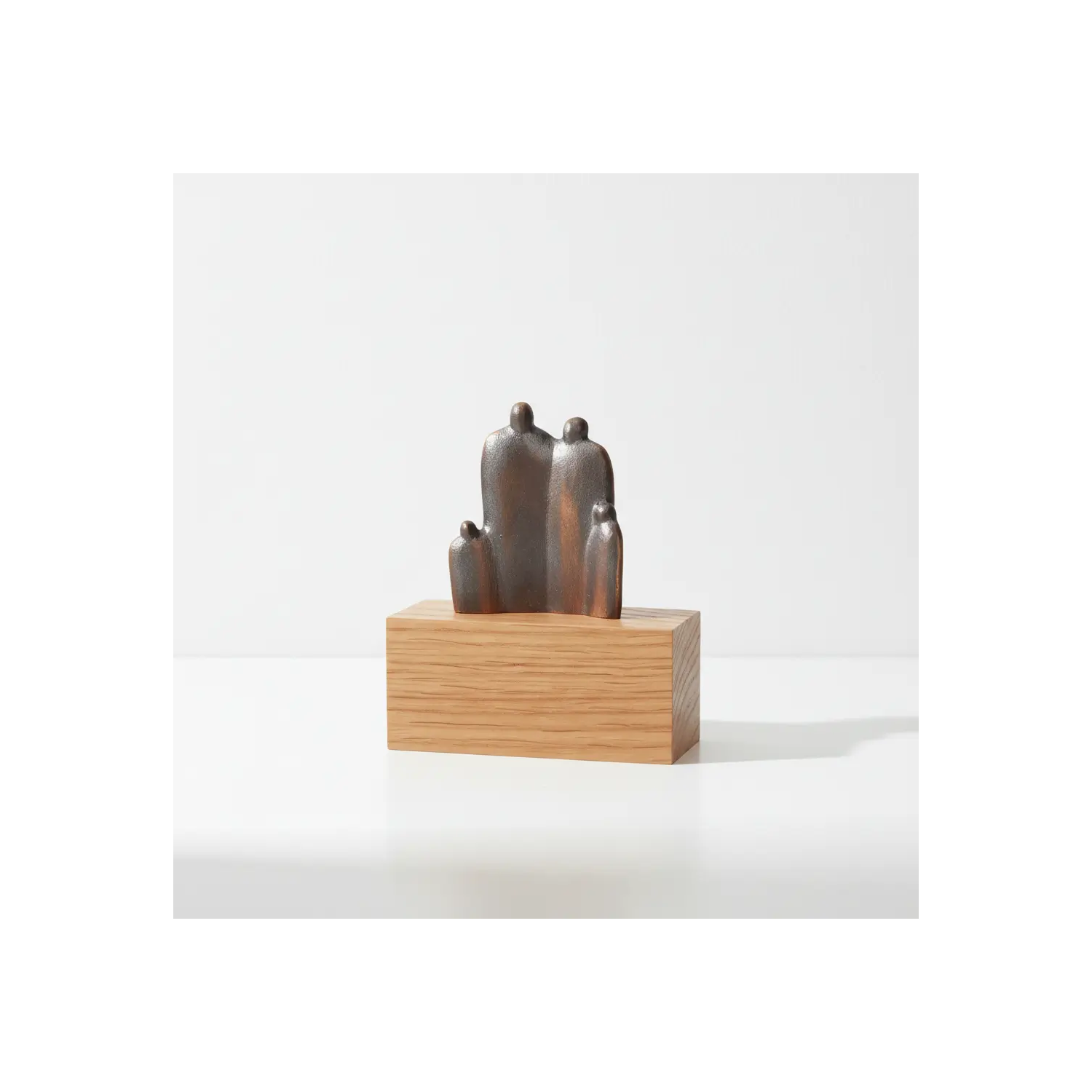 Statueta bronz "Familia mea"