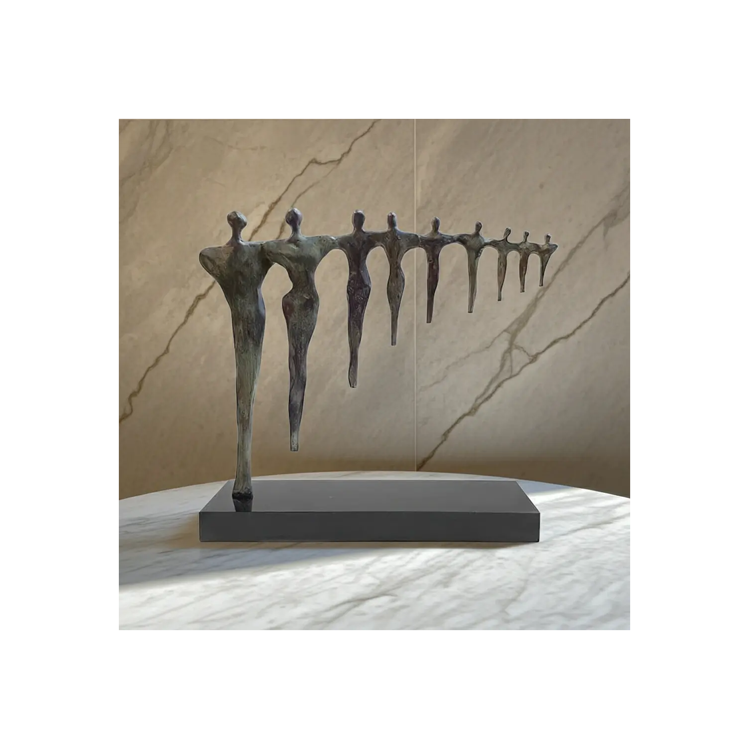 Statueta bronz masiv "Echipa de perspectiva"