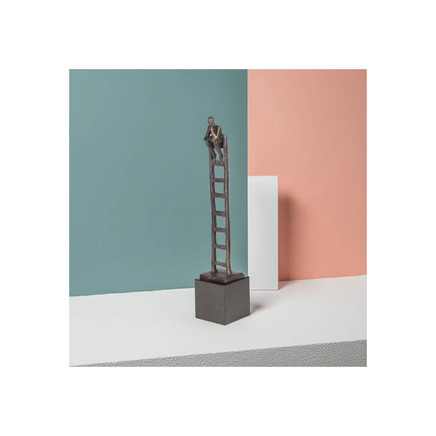 Statueta bronz masiv "Ganditorul"