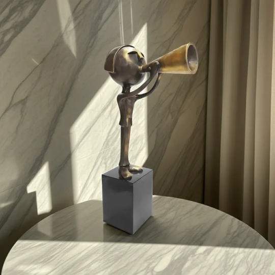 Statueta bronz masiv "Comunicare"