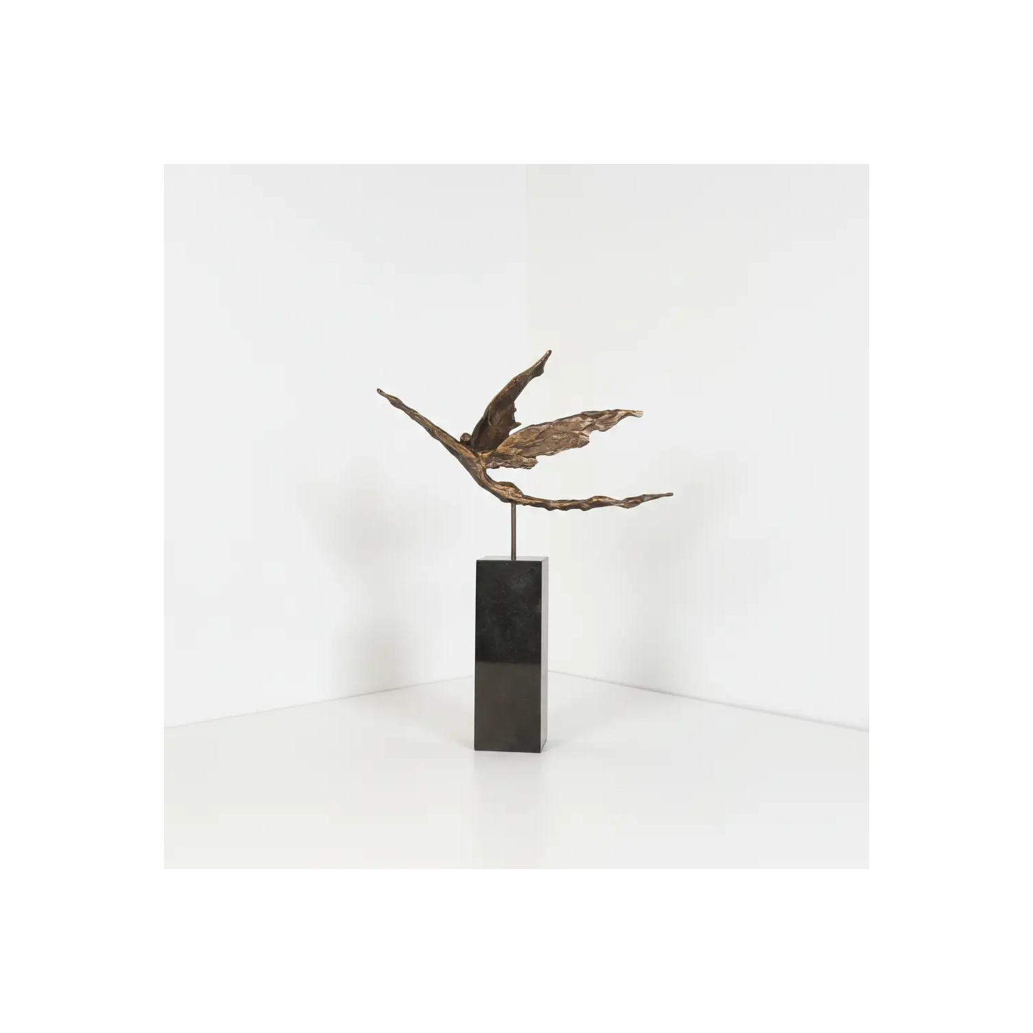 Statueta bronz "Prinde aripi"