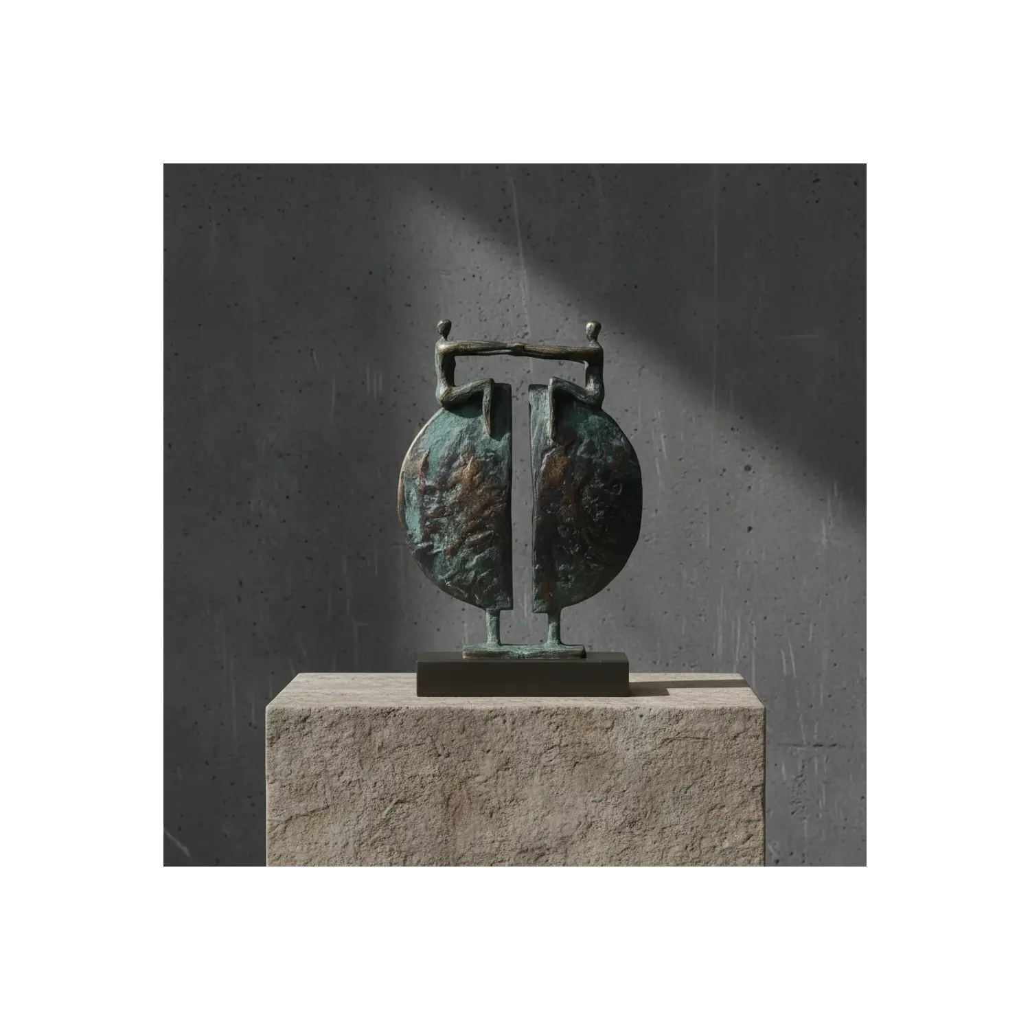 Statueta bronz "Oamenii sunt totul" XL