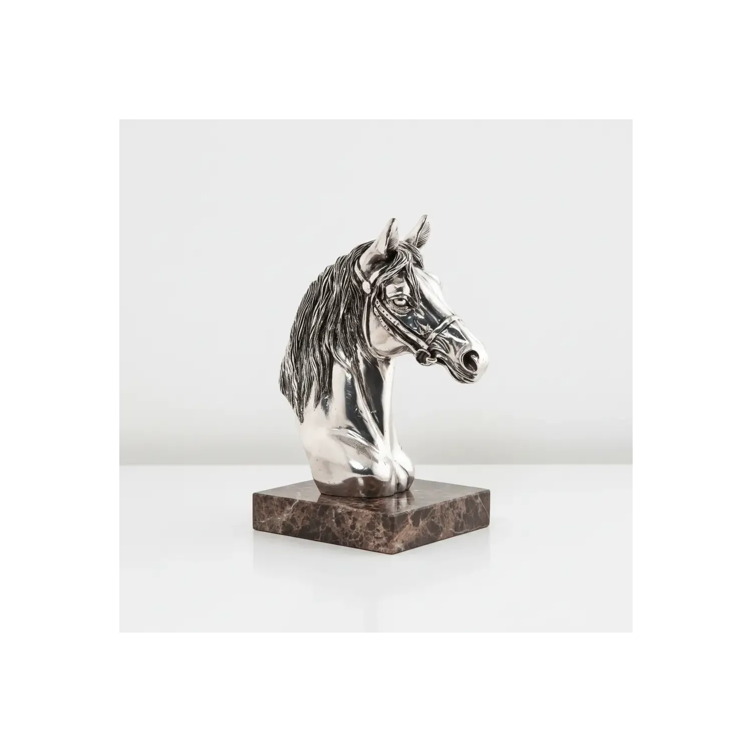 Statueta argintata ”Cal” 25cm