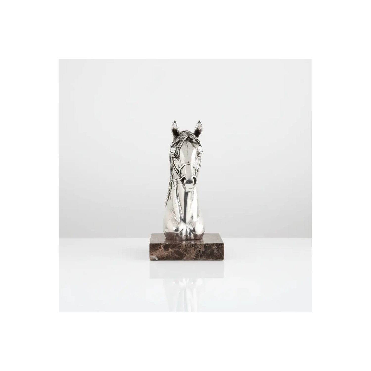 Statueta argintata ”Cal” 25cm