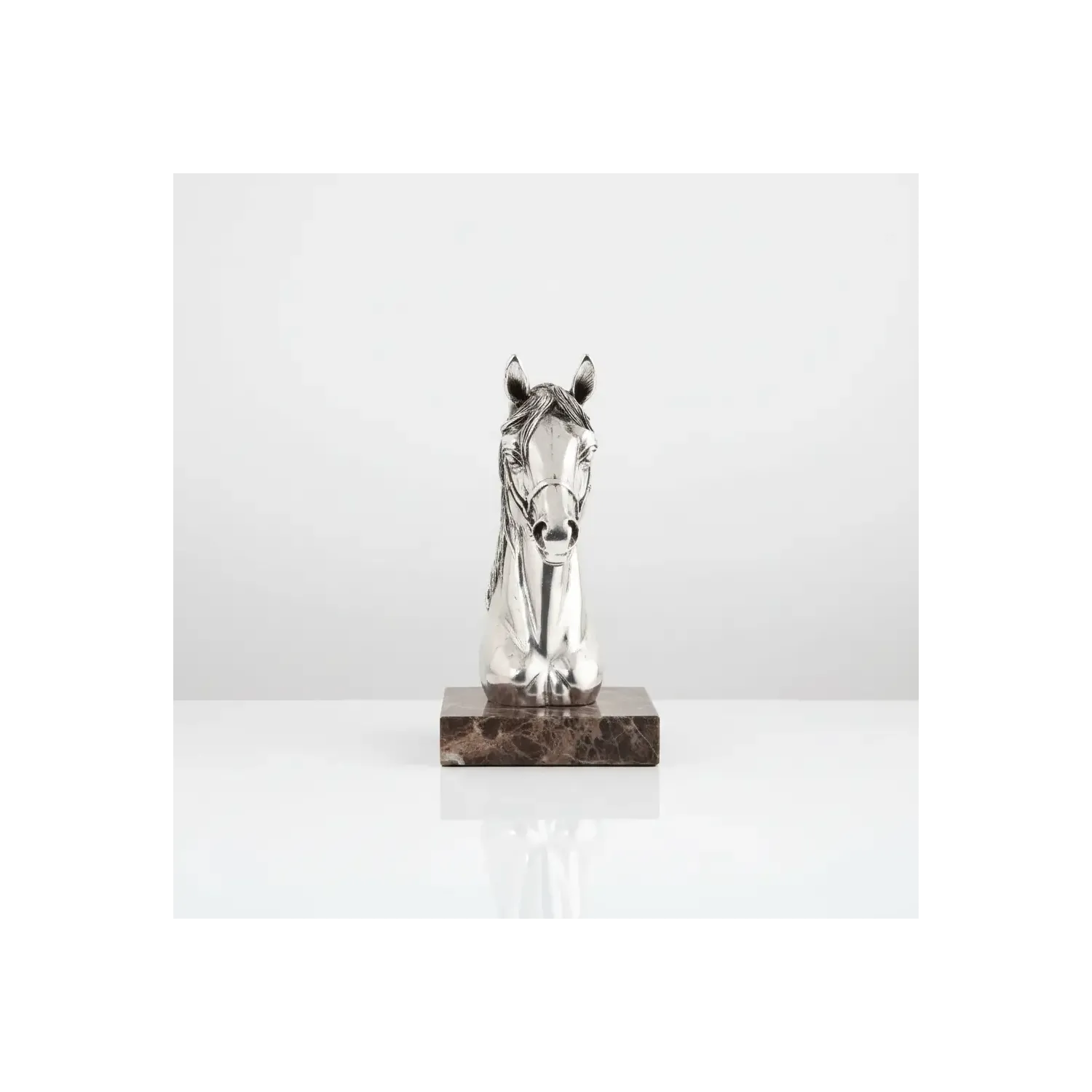 Statueta argintata ”Cal” 25cm