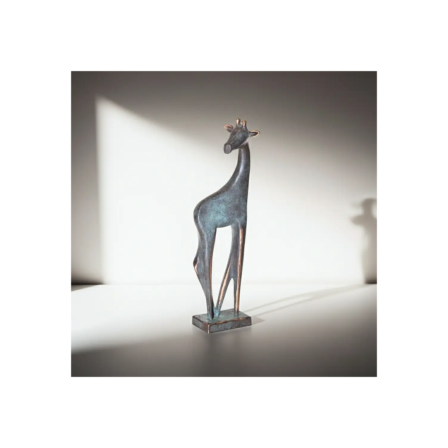 Statueta bronz masiv "Girafa"