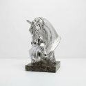 Statueta argintata ”Iapa cu manz”