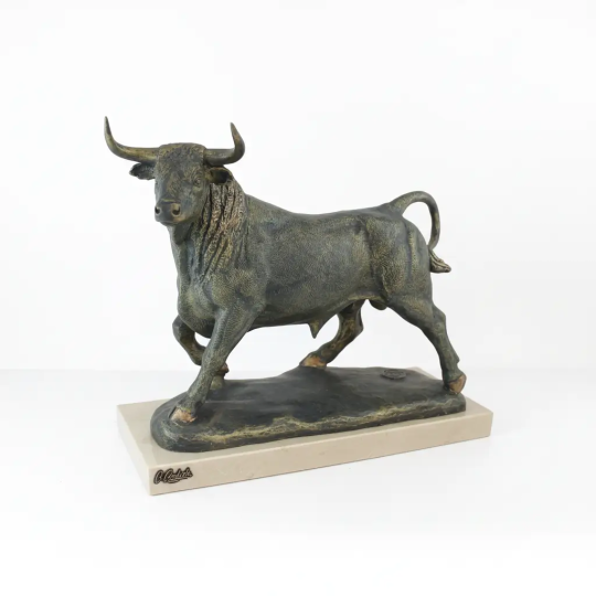Statueta ”Taur” 41cm