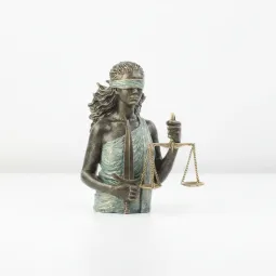 Statueta "Zeita Justitiei" 34cm