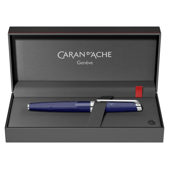 Stilou Caran d'Ache Leman Bleu Marin 18k