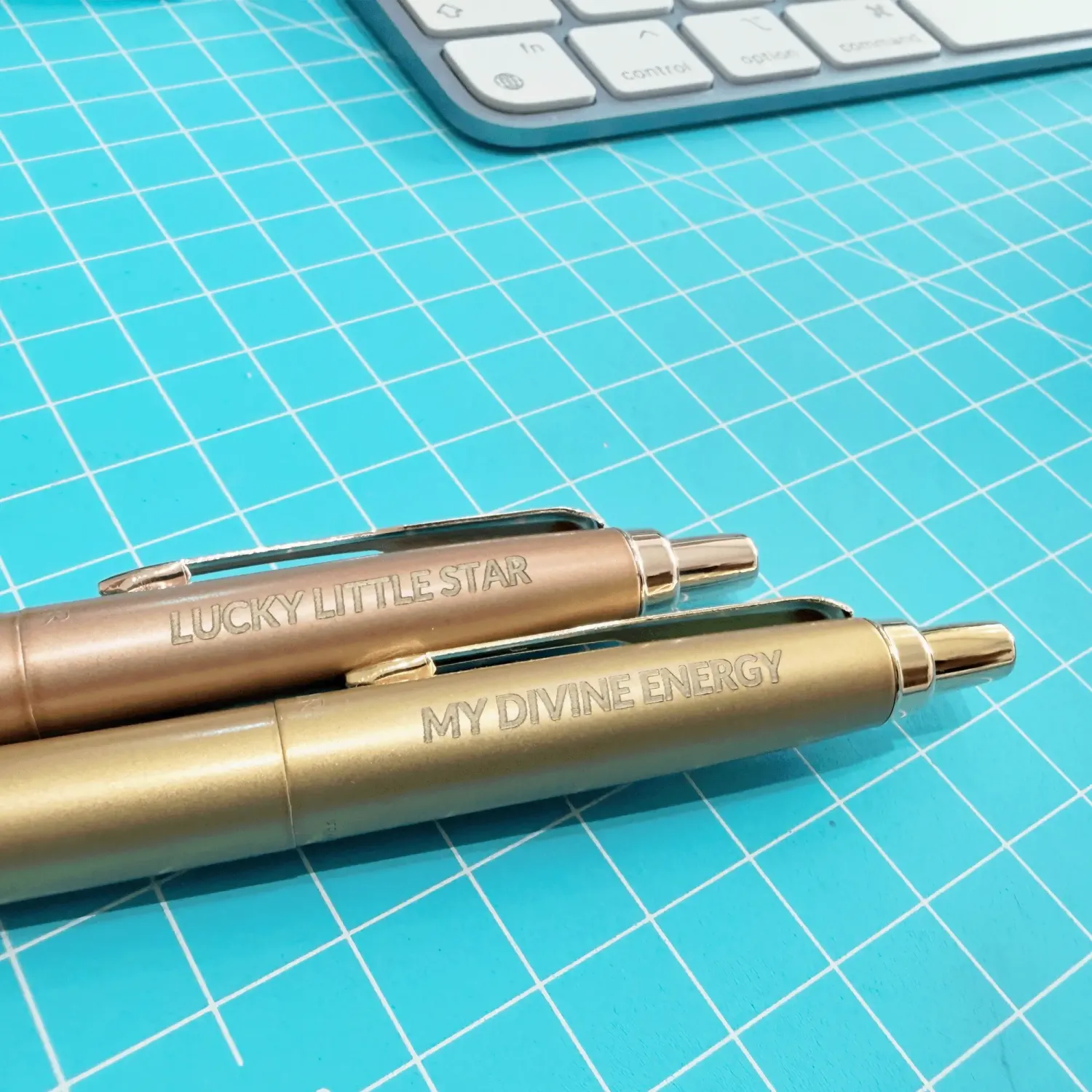 Pix Parker Jotter XL Rose Gold