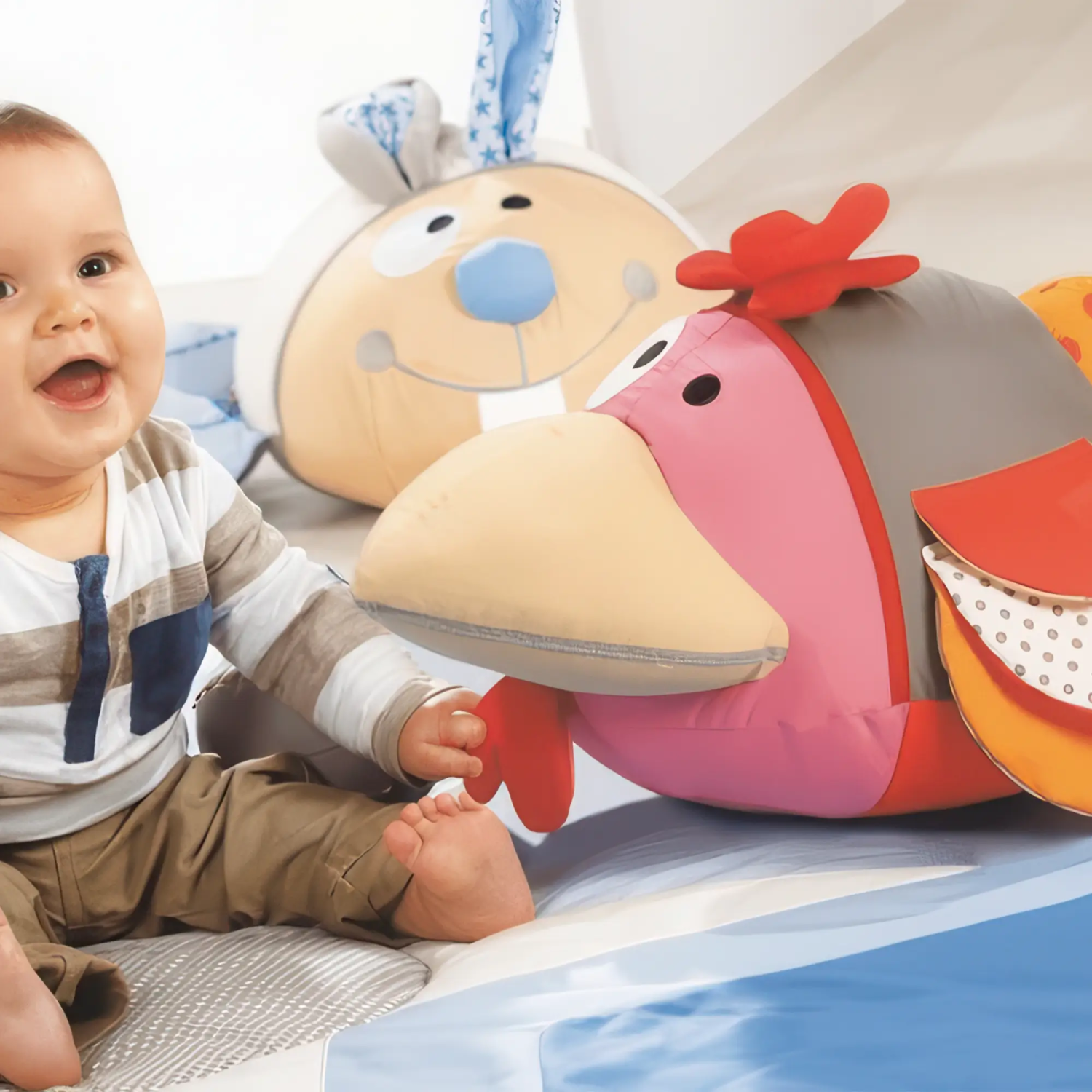 Jucarie plush senzoriala Wesco Paula 32cm