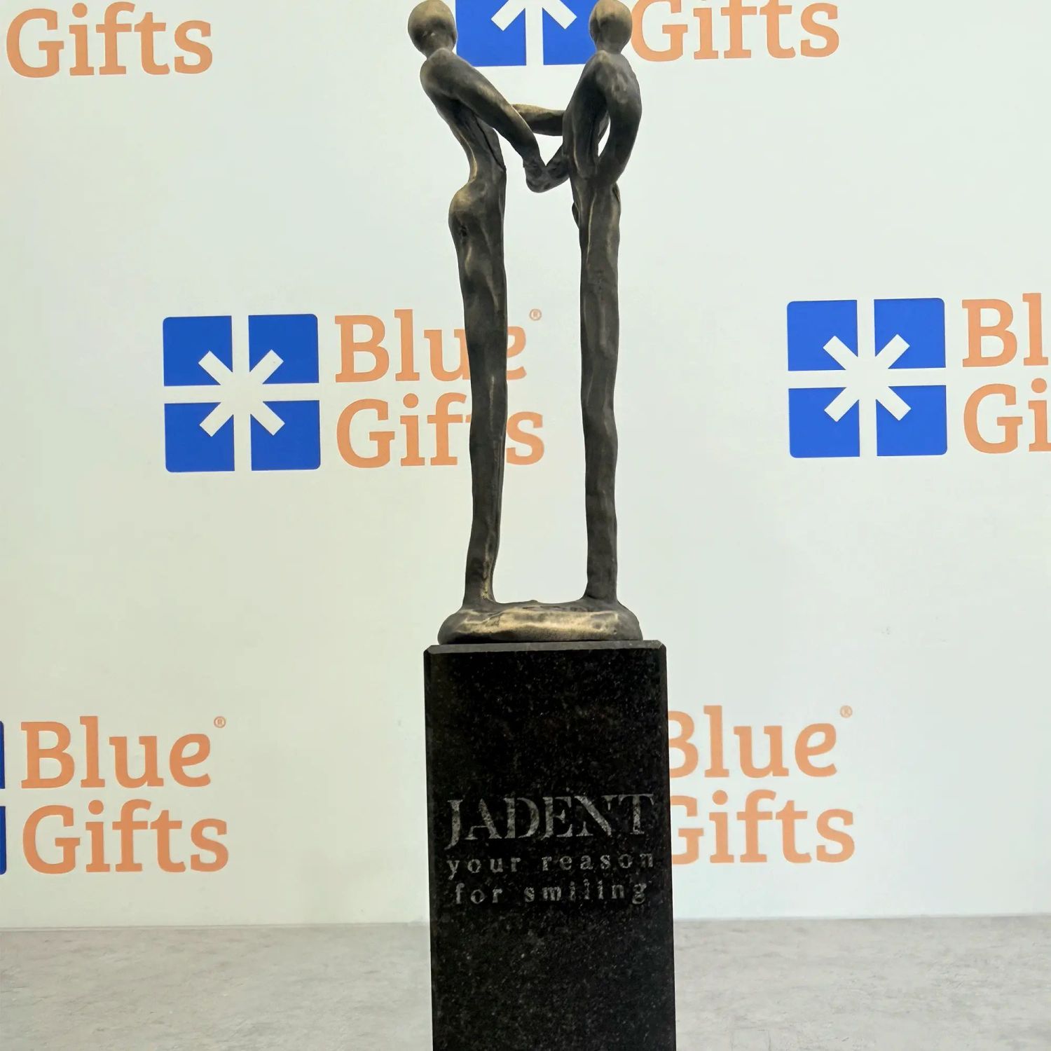 Statueta bronz "Multumesc" S