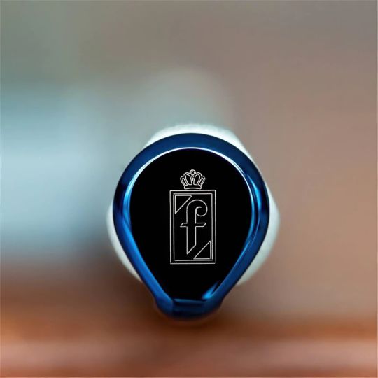 Pix Pininfarina One Blue