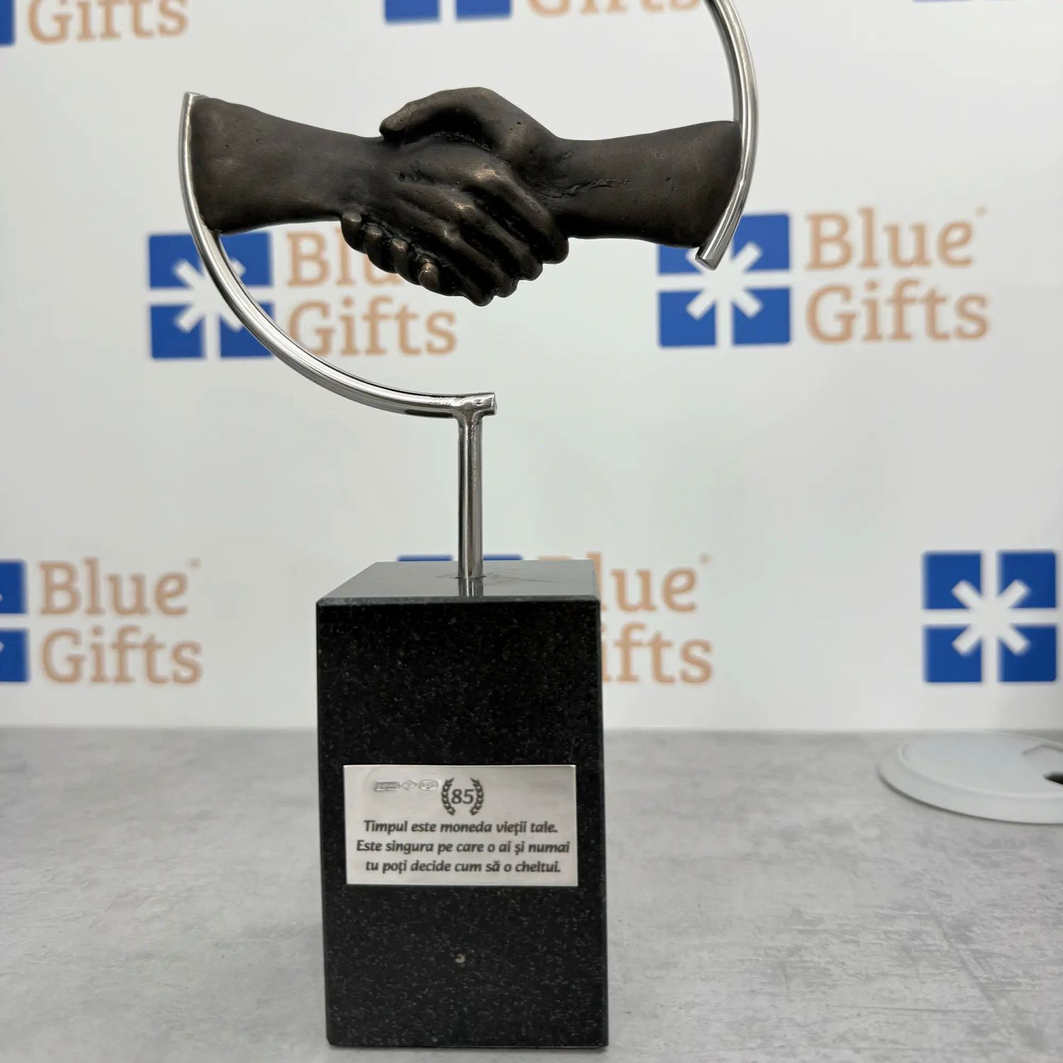 Statueta bronz masiv "Intelegere"
