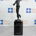 Statueta bronz "Jos palaria"