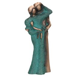 Sculptura din bronz "Parinti cu bebelus"