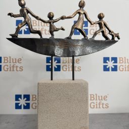Statueta bronz "Pe drum"