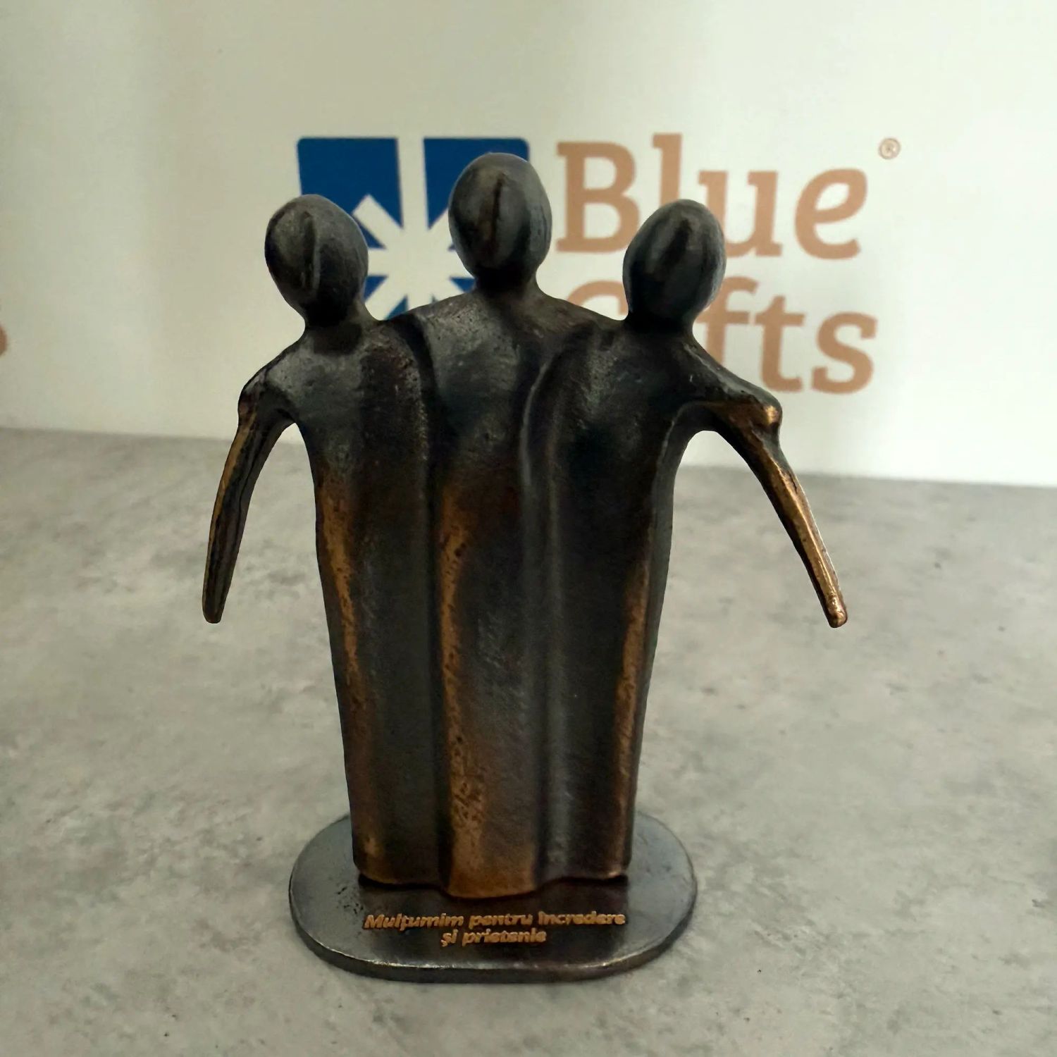 Statueta bronz "Prietenie"