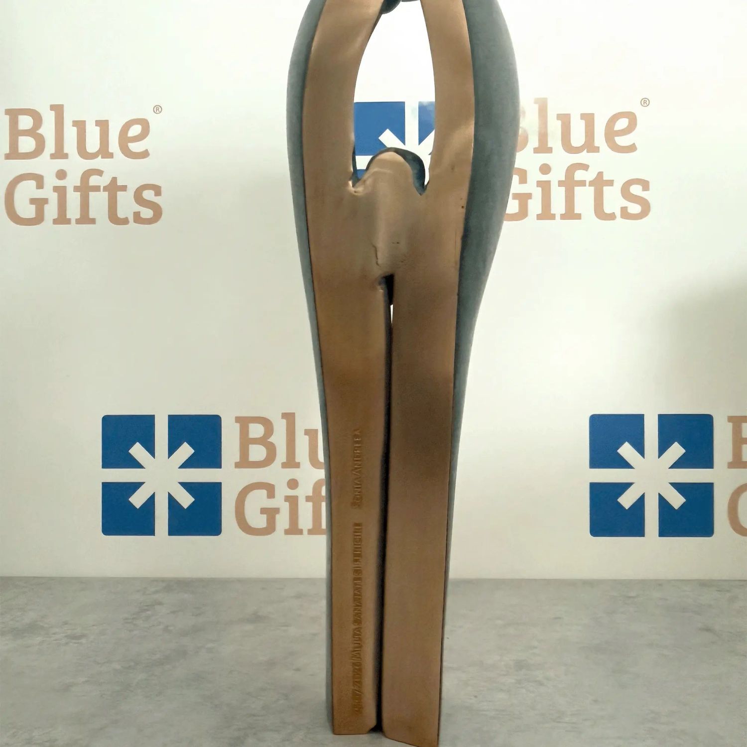 Statueta bronz "Nou nascut"