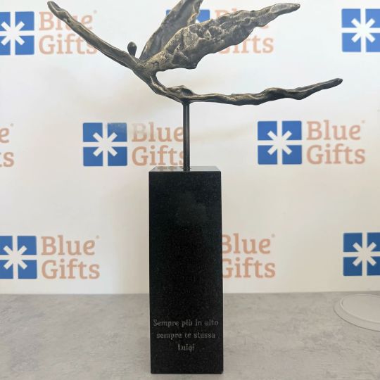 Statueta bronz "Prinde aripi"