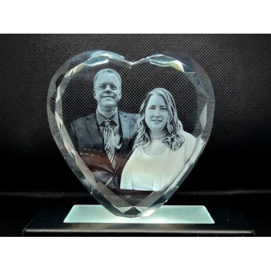 Inima din cristal personalizată
