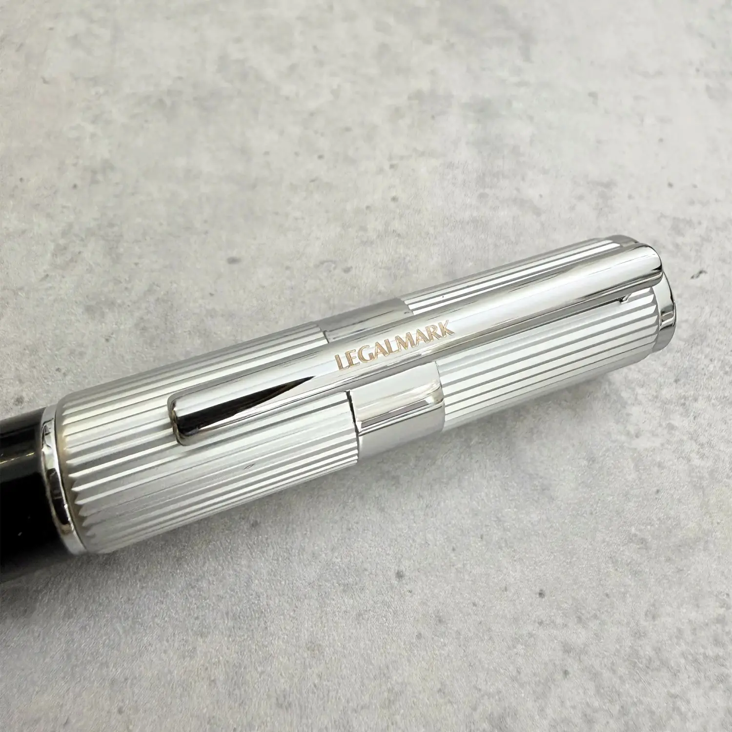 Set pix si stilou cu etui piele Hugo Boss Silver